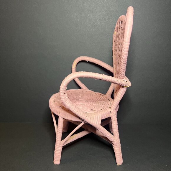 Vintage Rare Pink Rattan Wicker Shabby Heart Shaped Doll Chair Furniture 10" - Picture 4 of 8